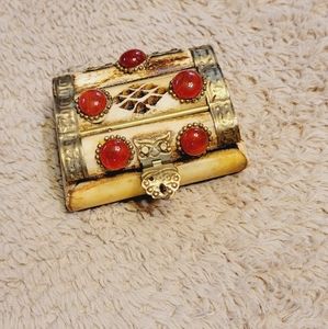 Vintage Camel bone trinket box
